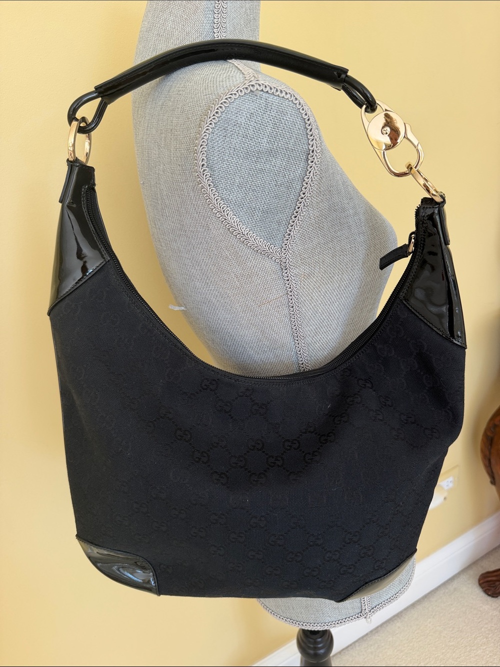 Gucci Black Shoulder Bag